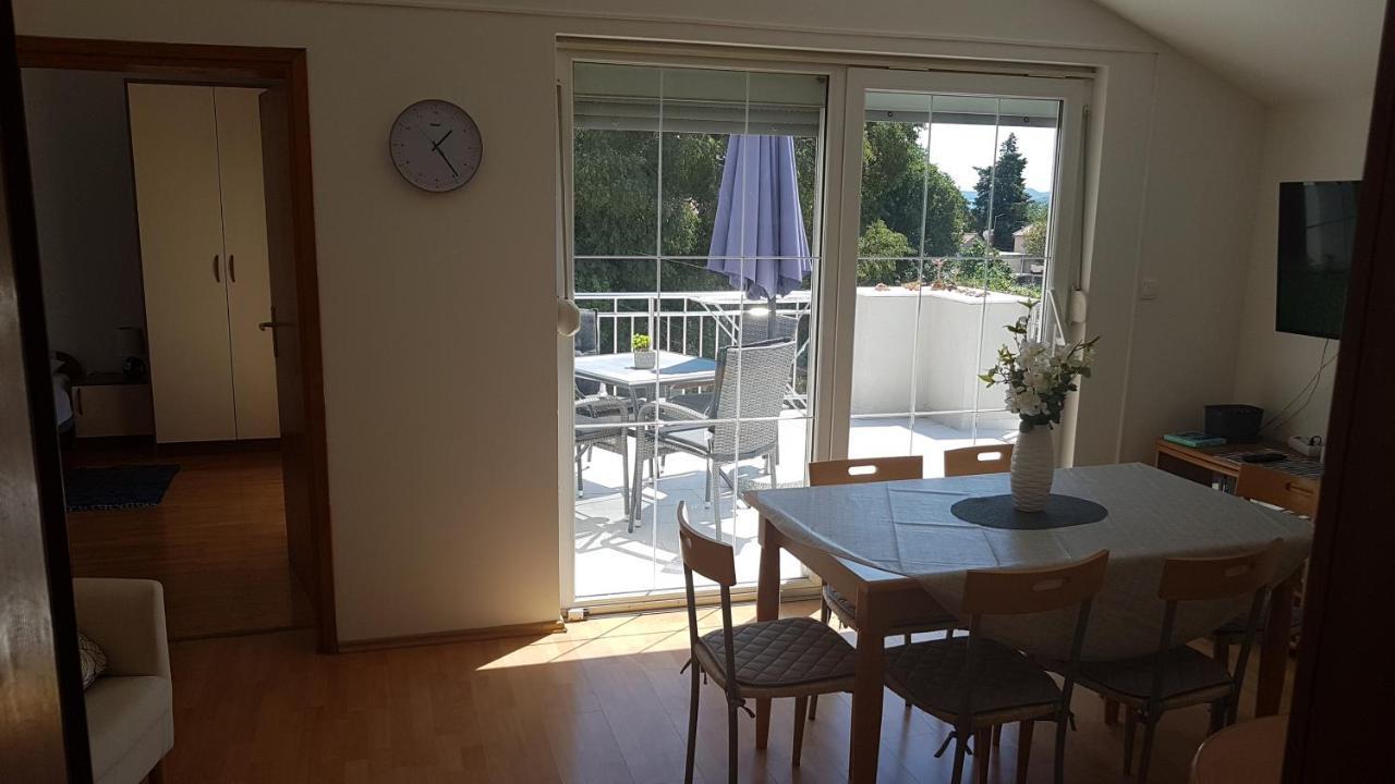 Apartments Luna Sveti Filip i Jakov Extérieur photo