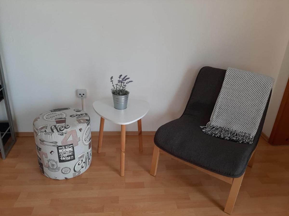 Apartments Luna Sveti Filip i Jakov Extérieur photo