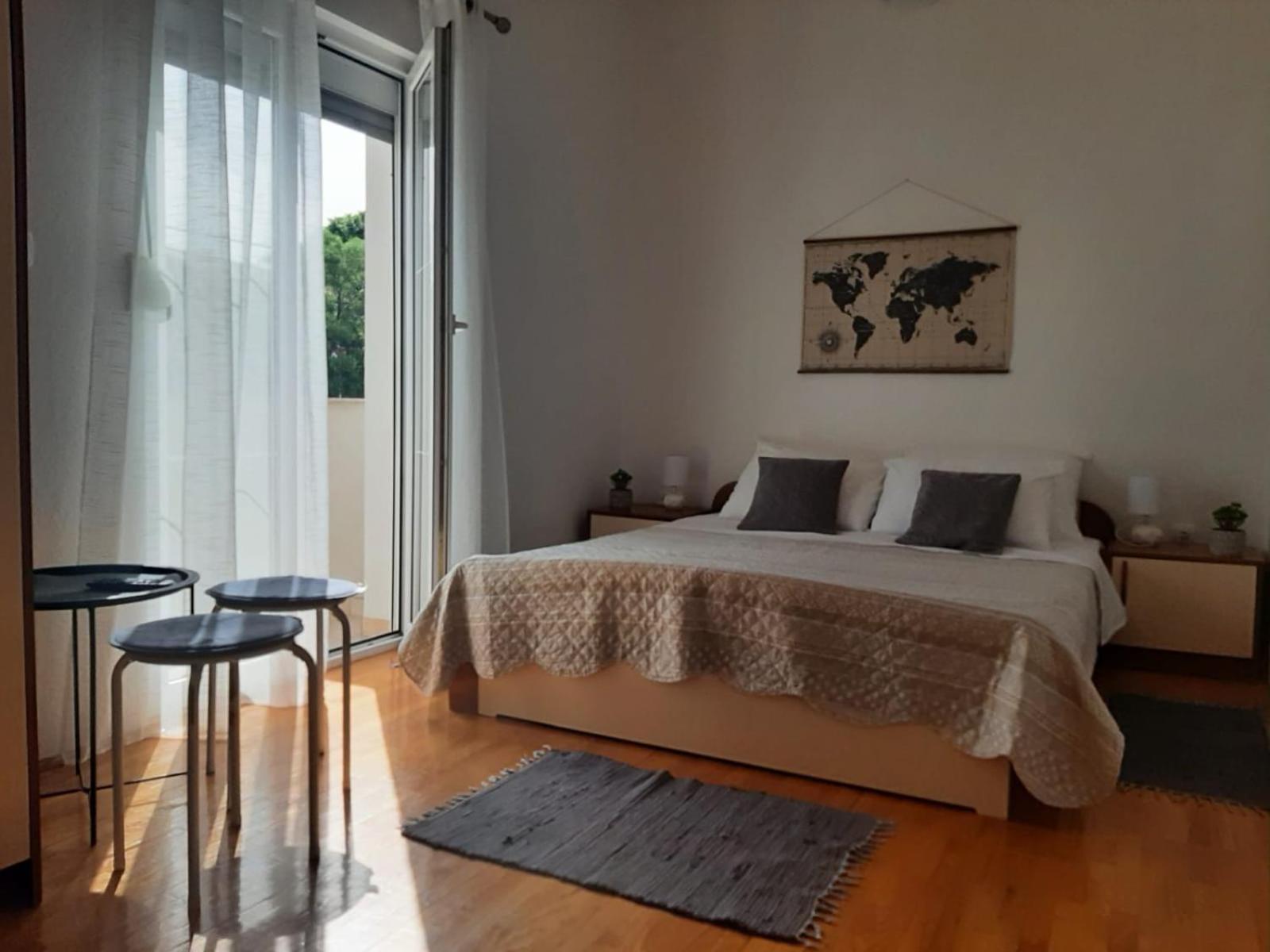 Apartments Luna Sveti Filip i Jakov Extérieur photo
