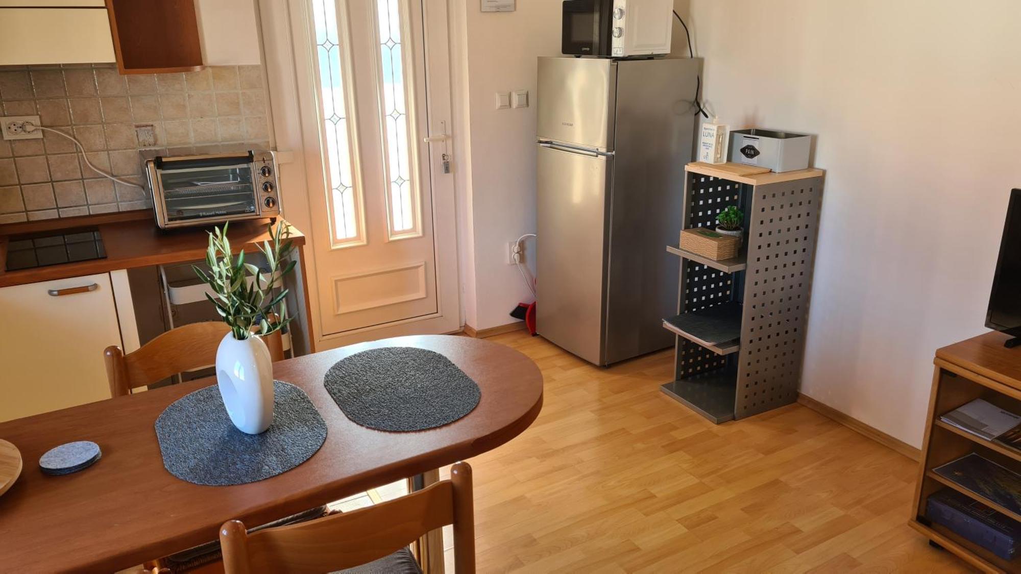 Apartments Luna Sveti Filip i Jakov Extérieur photo
